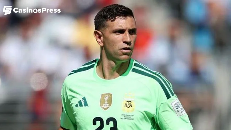 Chelsea Want Emi Martinez But Robert Sanchez Is the Real Story Here
